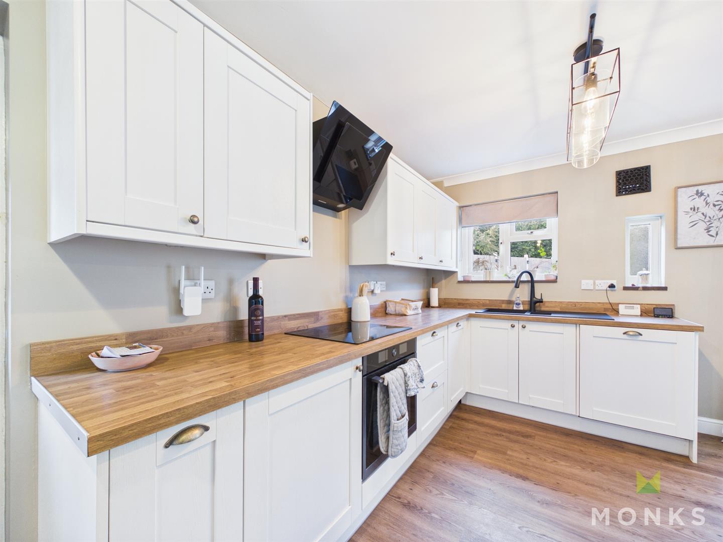 20 Abbots Way, Shrewsbury, SY2 5QR For Sale
